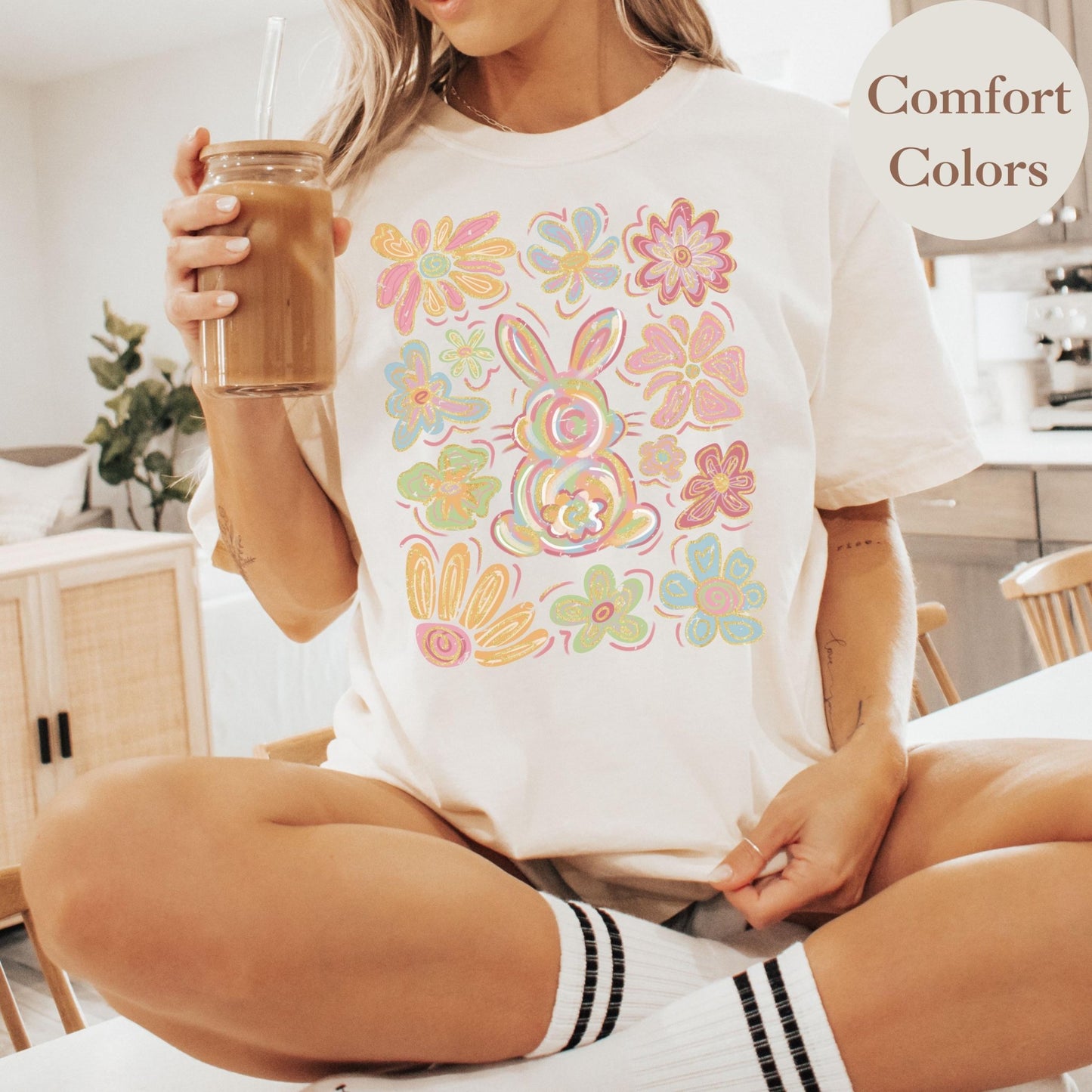 Cute Floral Bunny Graphic Shirt with a retro, hand-drawn design, making it a thoughtful and trendy Easter gift for her.