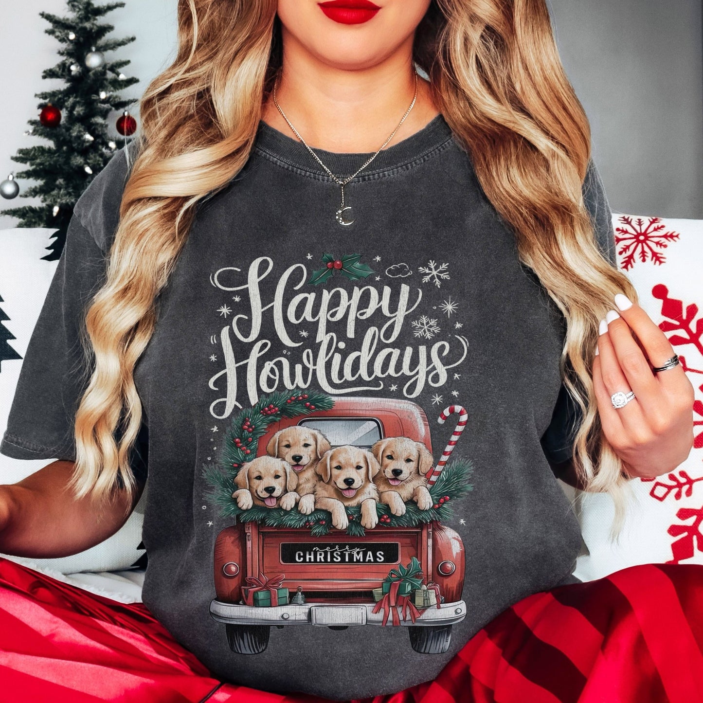 Happy Howlidays Christmas Tee